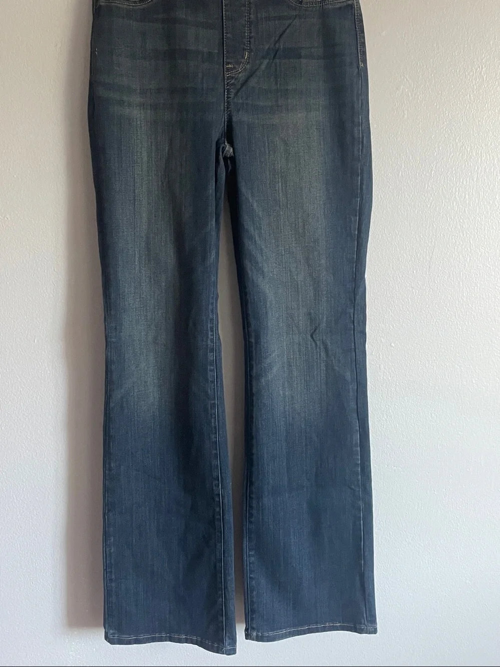 Judy Blue Pull On Wide Leg Stretch Waist Medium Wash Jeans 
Size 29/ 9 - Picture 3 of 12